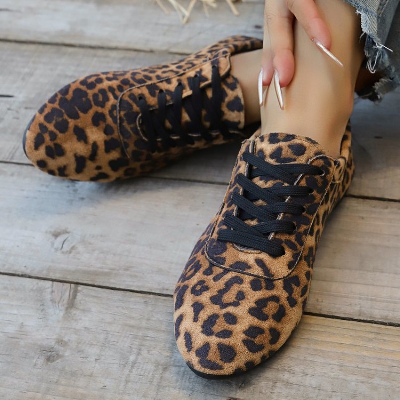 Женские лоферы 2026: новые лак – обзор и цена Women'S Shoes Clogs